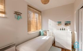 Bay Room -15 Minutes To Gdansk Old Town & Seaside